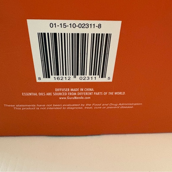 Gurunanda The Mini Tree Ultrasonic Essential Oil Diffuser with 3 Essential Oils - Picture 14 of 14